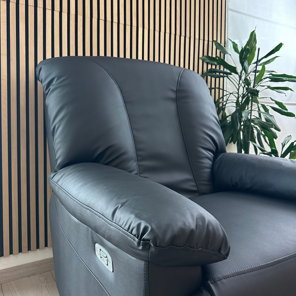 Massage chair black - Shiatsu massage function