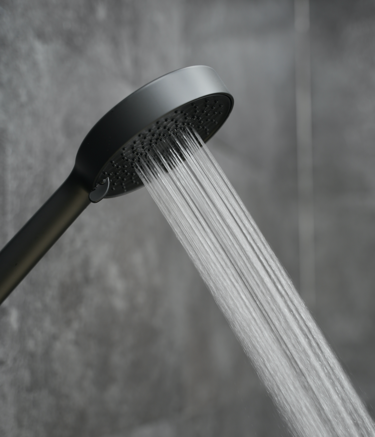 Hand shower in black with 3 functions 