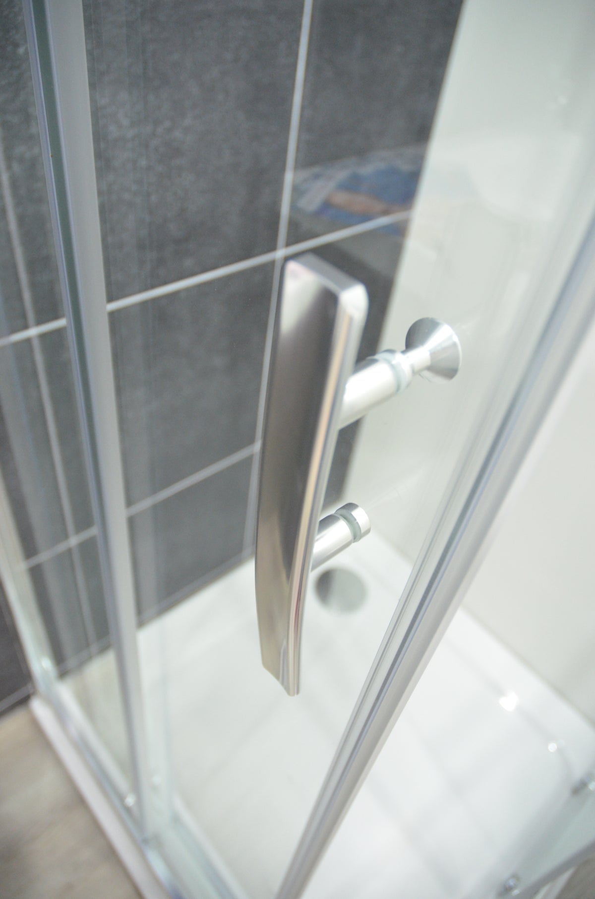 PRO-LINE Corner Shower Part Stripe Design | 2 different sizes