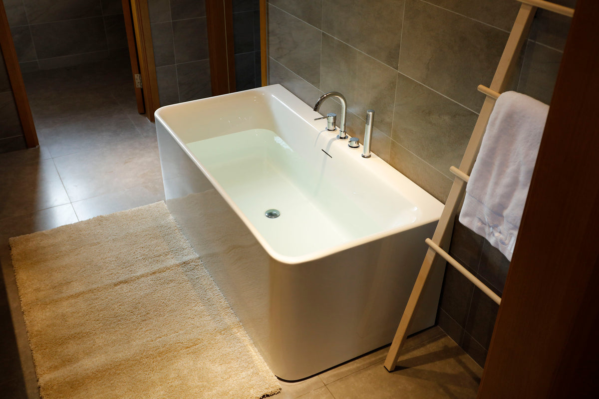 Freistehende Badewanne PARIS 170x80x58,5 cm